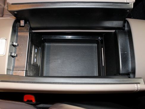 Certified 2024 Mercedes-Benz AMG GT 63 image 27