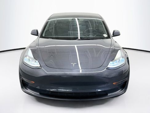 Used 2023 Tesla Model 3 Standard Range RWD image 2
