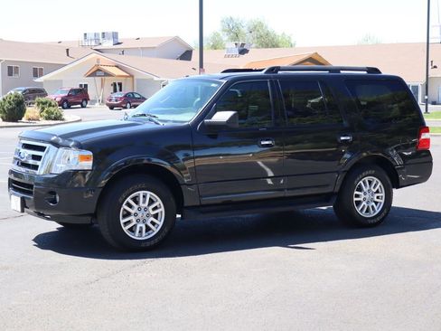 Used 2014 Ford Expedition XLT image 10