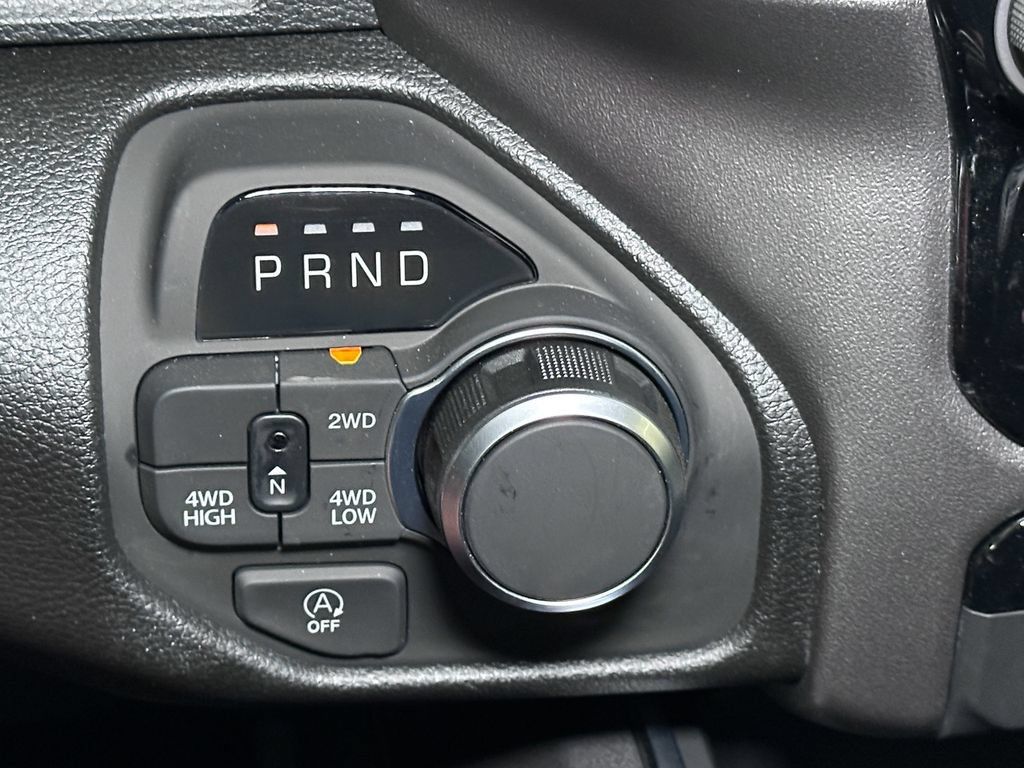 New 2026 RAM 1500 Express AWD/4WD image 25