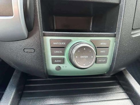 Used 2011 Honda Pilot Touring image 15