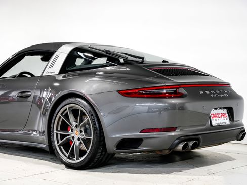 Used 2017 Porsche 911 Targa 4S image 34