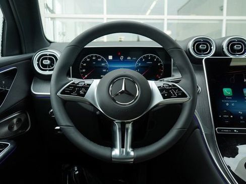 New 2026 Mercedes-Benz GLC 300 image 17
