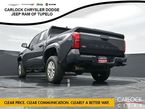 Used 2025 Toyota Tacoma SR5 image 38