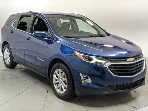 Used 2019 Chevrolet Equinox LT w/ Driver Convenience Package FWD image 7