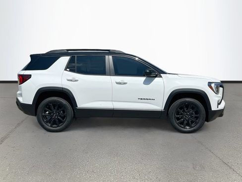 New 2027 GMC Terrain Elevation w/ Elevation Premium Package FWD image 3