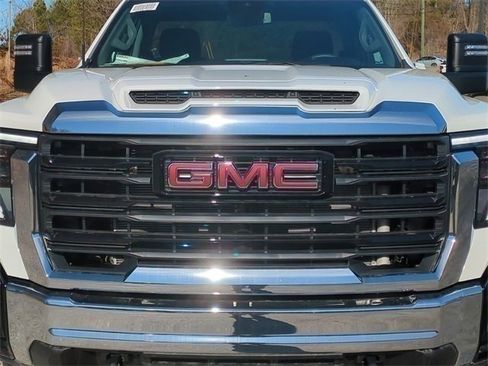 New 2024 GMC Sierra 3500 Pro w/ Convenience Package image 16