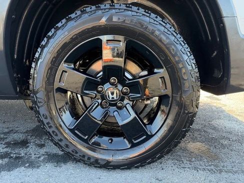 Used 2025 Honda Ridgeline Black Edition image 25