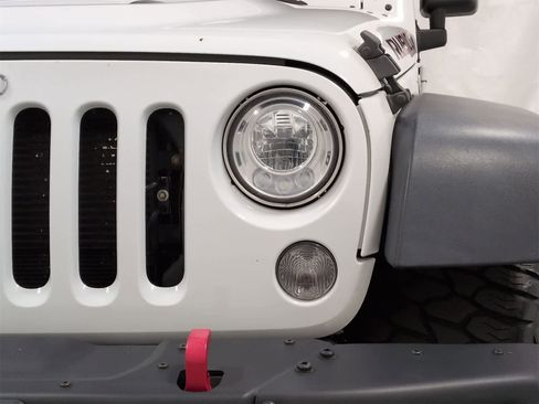 Certified 2017 Jeep Wrangler Unlimited Rubicon image 11