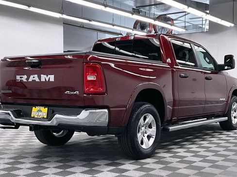Used 2025 RAM 1500 Big Horn AWD/4WD image 14