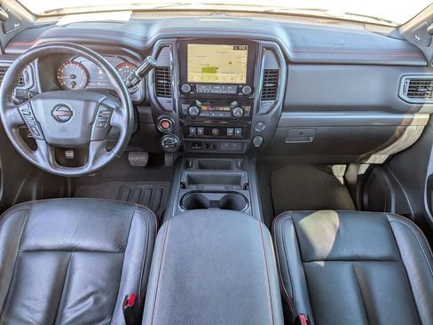 Used 2021 Nissan Titan PRO-4X w/ Pro-4x Convenience Package AWD/4WD image 24