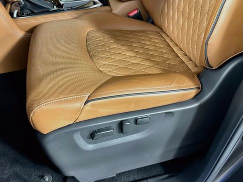 Certified 2023 INFINITI QX80 Sensory w/ Cargo Package AWD/4WD image 26
