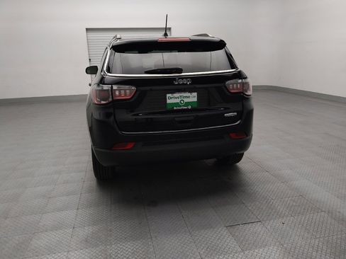 Used 2022 Jeep Compass Latitude image 6