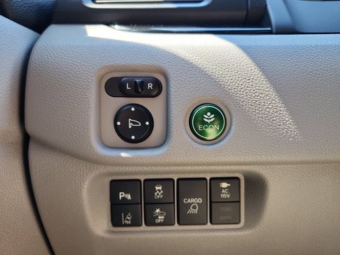 Used 2018 Honda Ridgeline RTL-E image 10