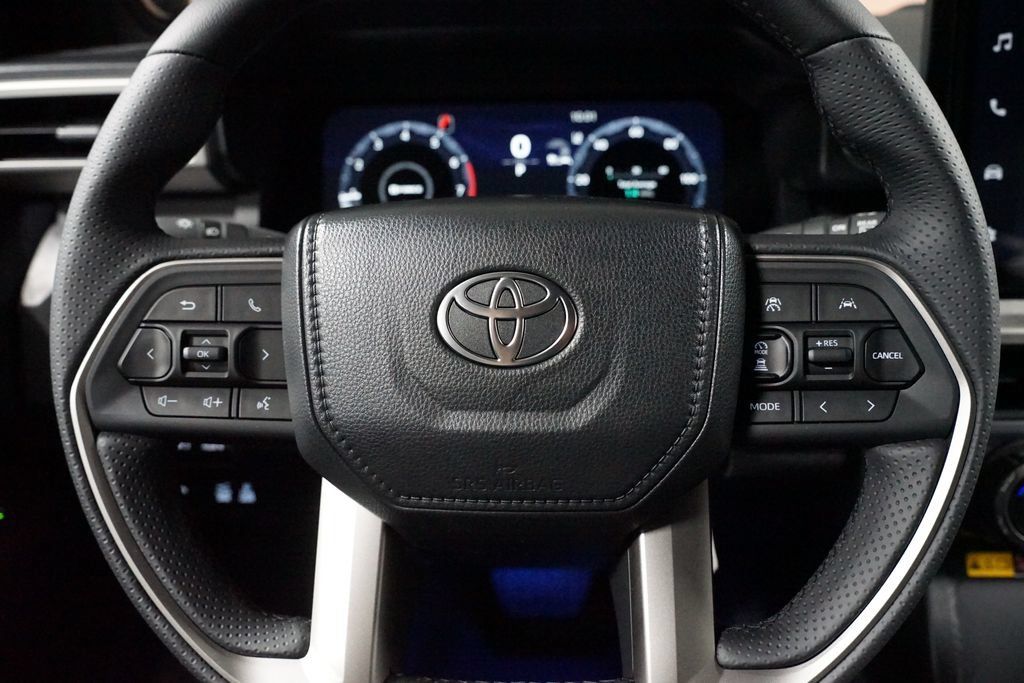 New 2026 Toyota 4Runner Trailhunter AWD/4WD image 13