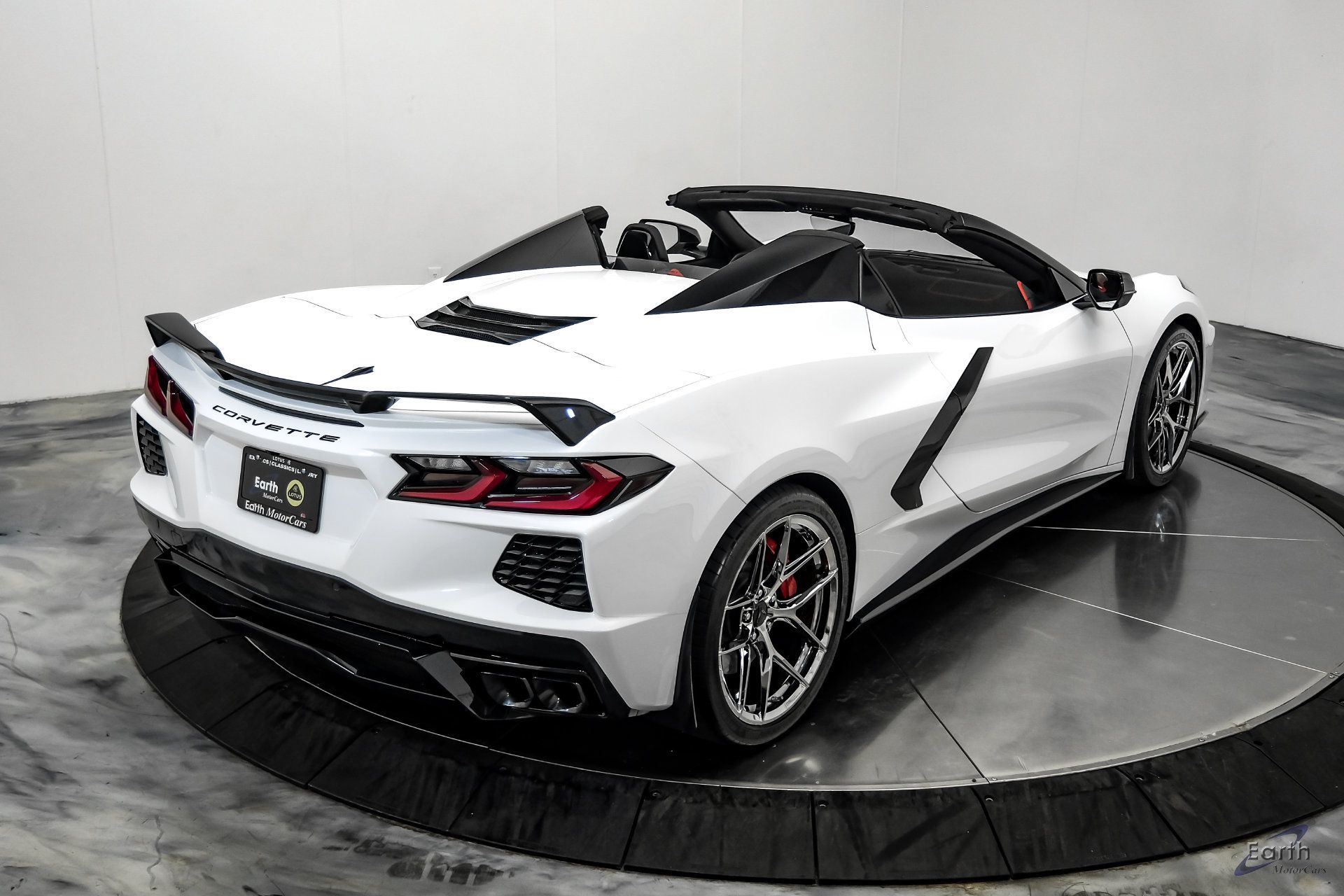 Used 2024 Chevrolet Corvette Stingray Premium Conv w/ Z51 Performance Package RWD image 22