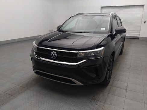 Used 2023 Volkswagen Taos SE w/ Black Wheel Package FWD image 15