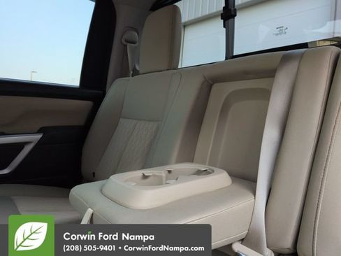 Used 2019 Nissan Titan SV AWD/4WD image 25