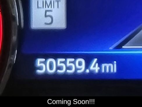 Used 2023 Ford Explorer ST-Line w/ Class IV Trailer Tow Package image 30