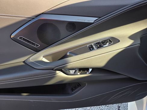 Used 2025 Chevrolet Corvette Stingray Preferred Cpe w/ Stealth Interior Trim Package RWD image 9