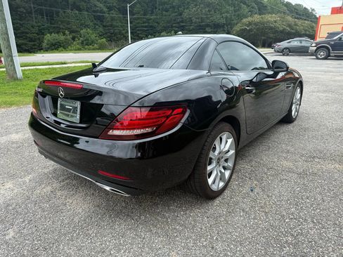 Used 2018 Mercedes-Benz SLC 300 image 5