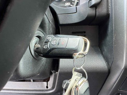 Used 2018 Ford F150 XLT w/ Equipment Group 302A Luxury image 26