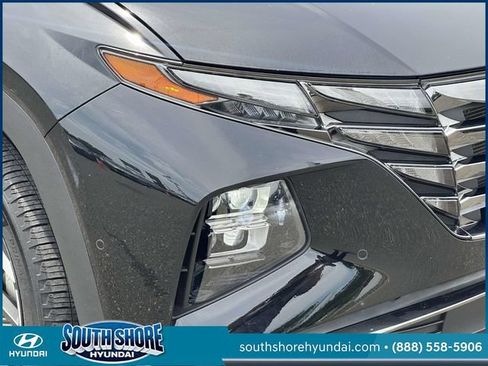 Certified 2023 Hyundai Tucson Limited AWD/4WD image 10