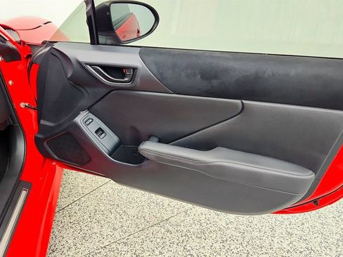 Used 2022 Toyota GR86 Premium RWD image 24