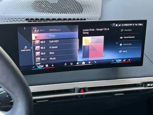 Used 2026 BMW iX xDrive45 image 19