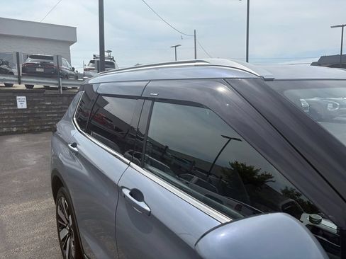 Used 2025 Mitsubishi Outlander SEL AWD/4WD image 30