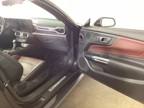 Used 2024 Ford Mustang Premium RWD image 22
