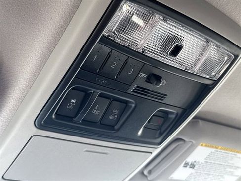 Used 2022 Toyota 4Runner SR5 Premium image 31