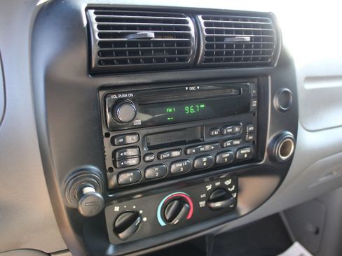 Used 2008 Ford Ranger XLT RWD image 14