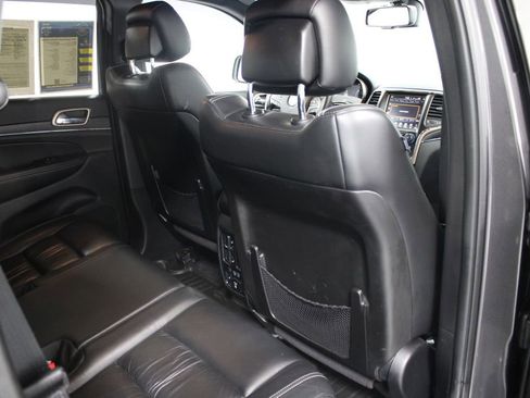 Used 2015 Jeep Grand Cherokee Limited image 32
