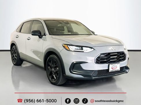 Used 2023 Honda HR-V Sport image 3