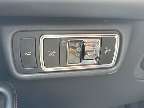 Used 2025 Lincoln Aviator Reserve AWD/4WD image 28