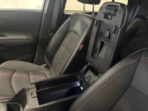 Used 2024 Chevrolet Equinox RS FWD image 28