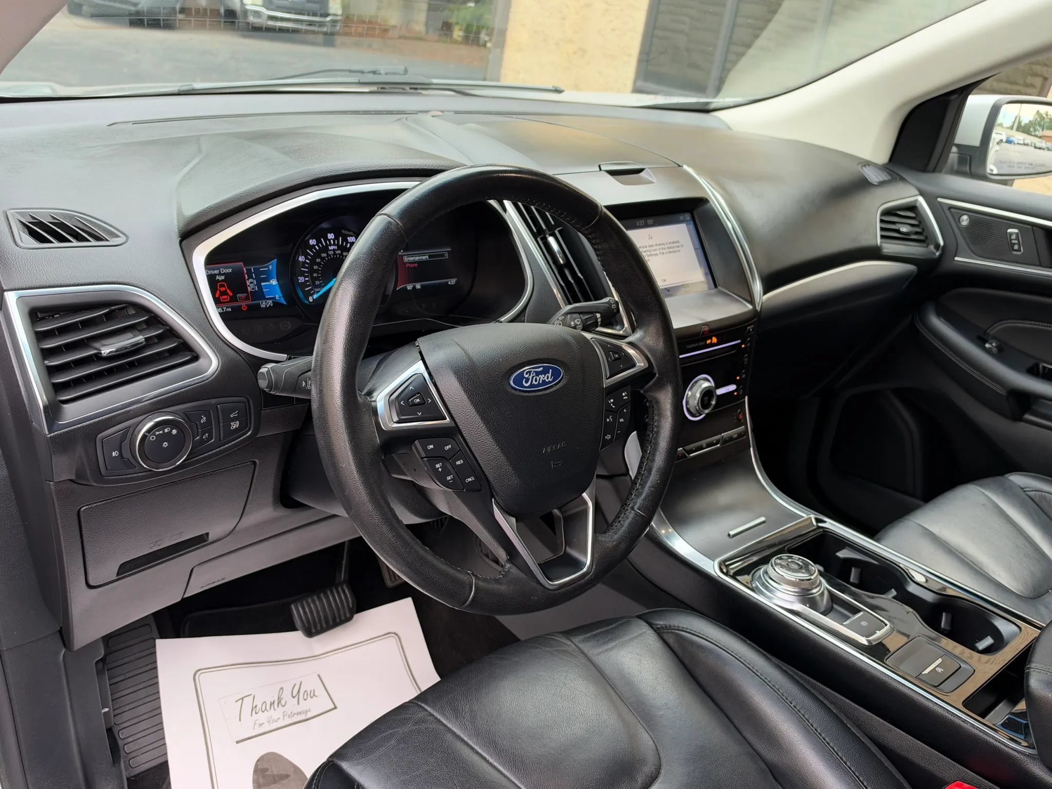 Used 2019 Ford Edge Titanium FWD image 23
