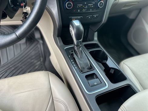 Used 2018 Ford Escape SEL FWD image 21