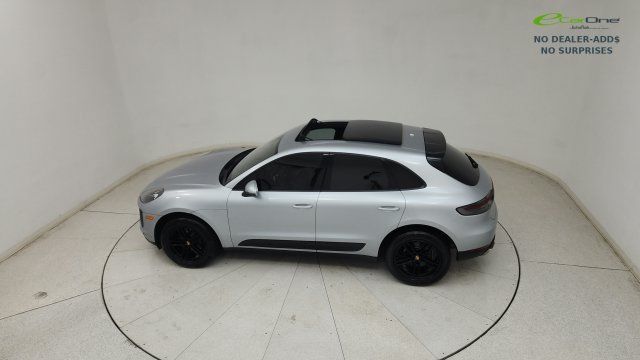 Used 2019 Porsche Macan AWD/4WD image 24