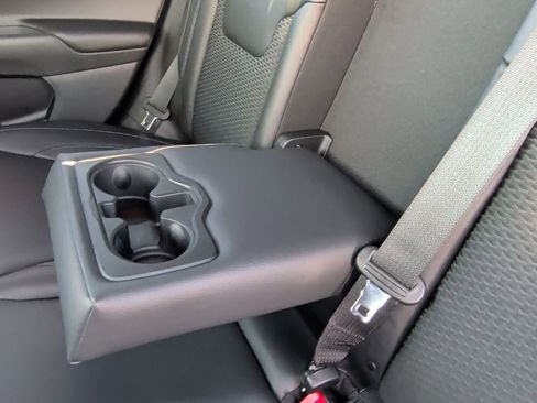 New 2026 Jeep Compass Latitude image 38