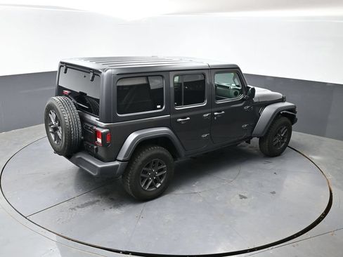 Used 2025 Jeep Wrangler Unlimited Sport AWD/4WD image 41