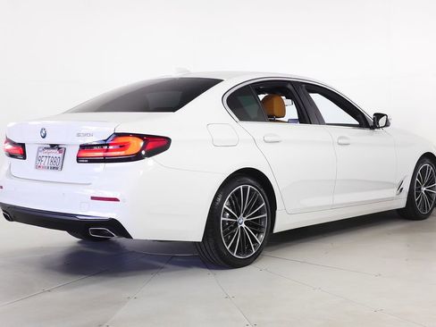 Used 2023 BMW 530i w/ Convenience Package image 7