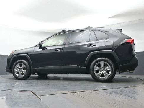 Certified 2025 Toyota RAV4 XLE w/ Weather Package AWD/4WD image 31