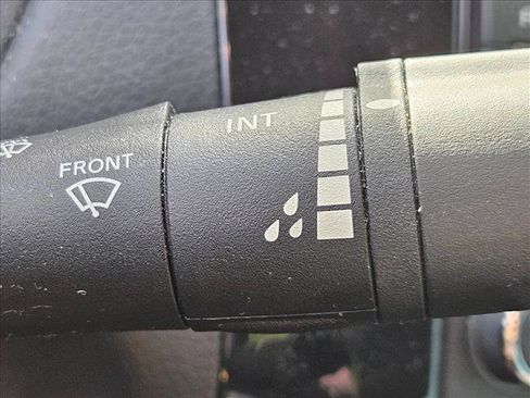 Used 2017 Nissan Sentra SV FWD image 15