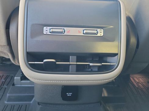 Certified 2024 Lincoln Nautilus Reserve w/ Equipment Group 202A image 16