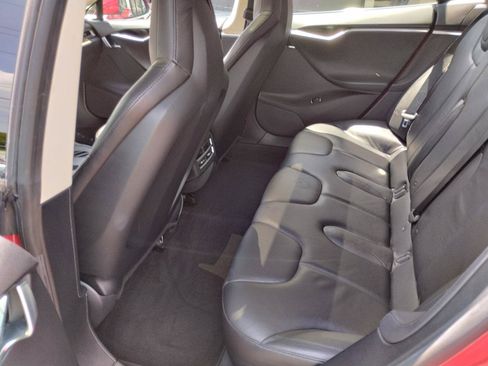 Used 2013 Tesla Model S RWD image 33