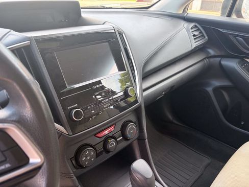 Used 2018 Subaru Impreza 2.0i AWD/4WD image 11