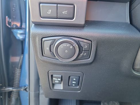 Used 2018 Ford Expedition Platinum image 26