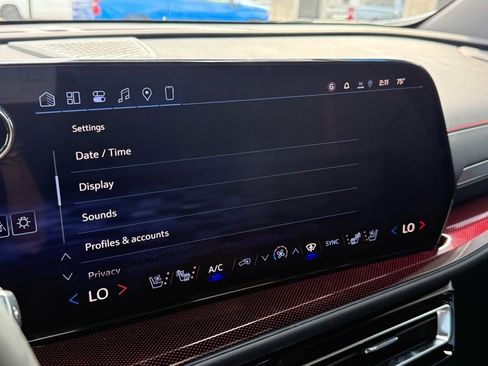 New 2026 Chevrolet Traverse RS w/ LPO, Floor Liner Package image 25